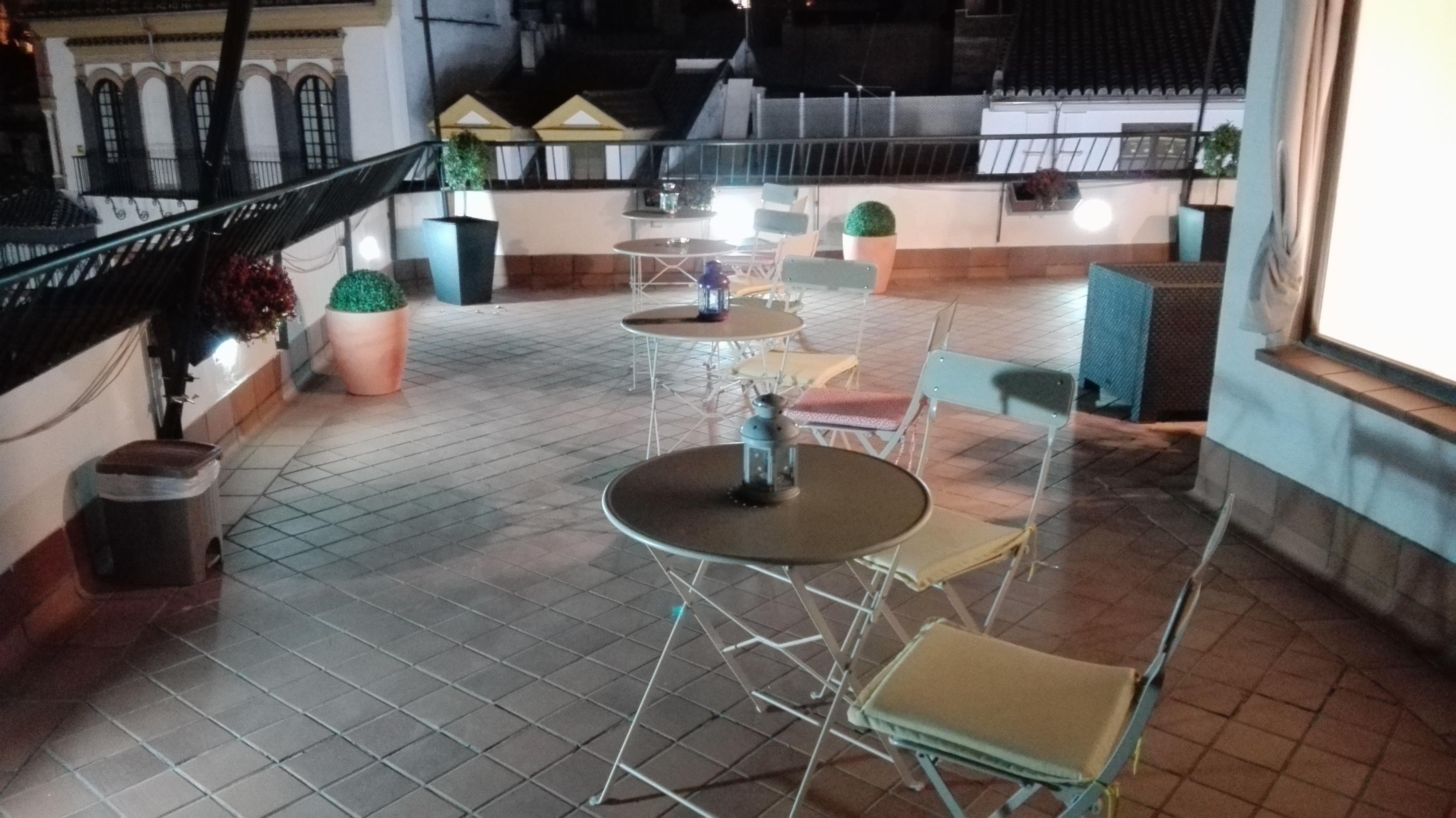 Basic Hotel Dona Manuela Seville Luaran gambar