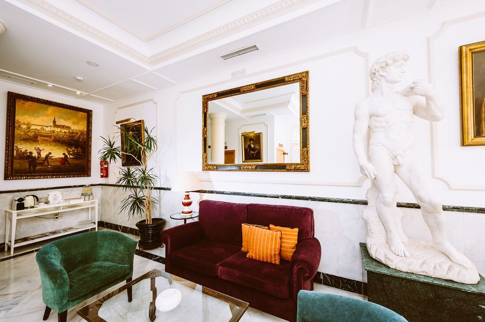 Basic Hotel Dona Manuela Seville Luaran gambar